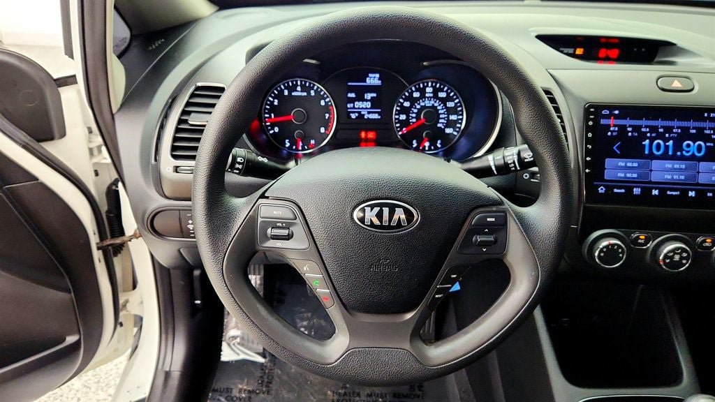 Used 2017 Kia Forte LX FWD image 13