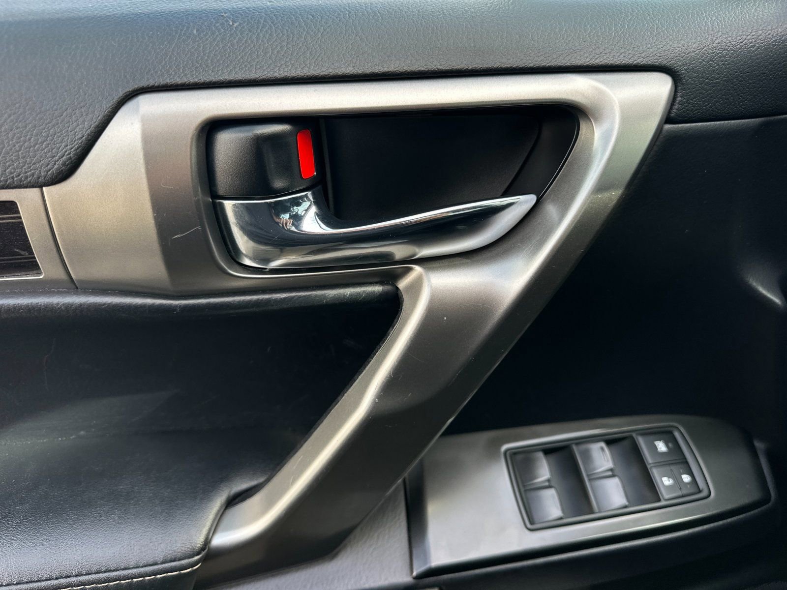 Used 2023 Lexus GX 460 Premium w/ Premium Package AWD/4WD image 12