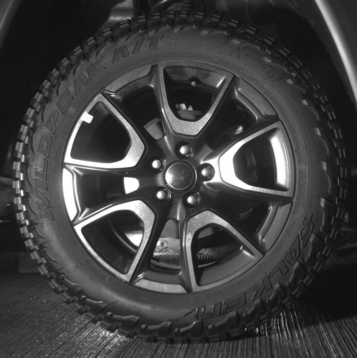 Used 2025 Jeep Compass Trailhawk AWD/4WD image 15