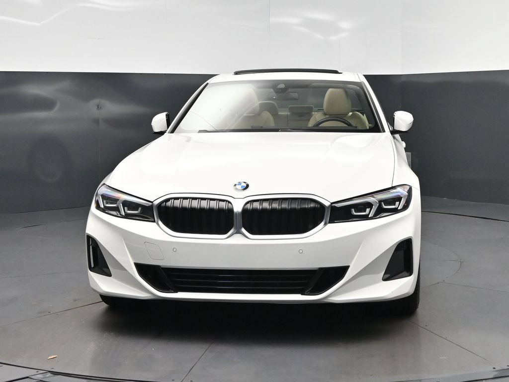 Certified 2023 BMW 330i Sedan w/ Driving Assistance Package RWD image 10