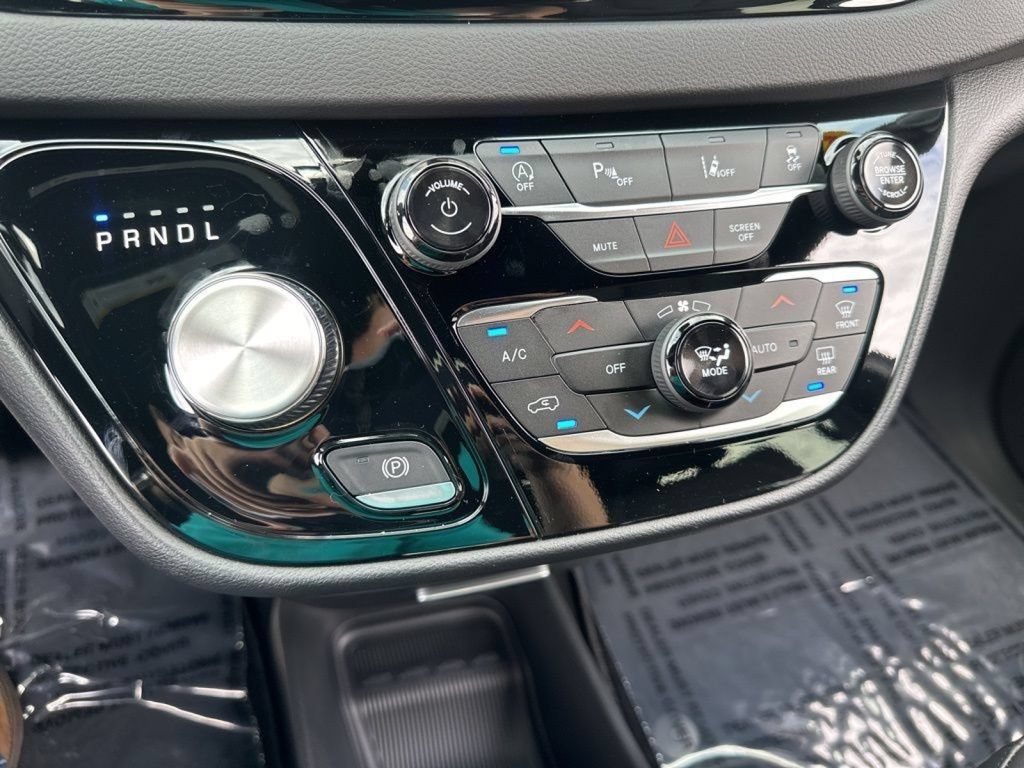 New 2026 Chrysler Voyager LX FWD image 53