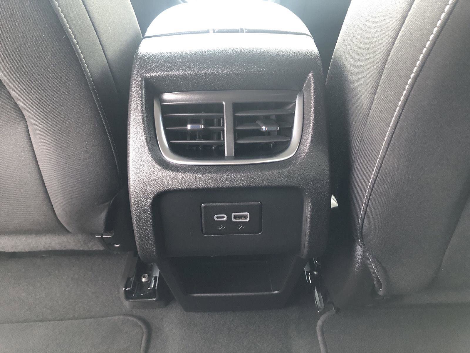 Used 2025 Chevrolet Blazer LT AWD/4WD image 14