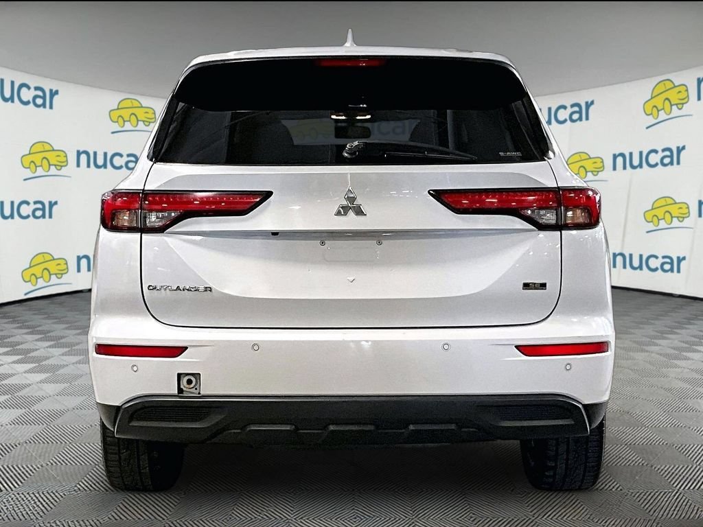 Used 2024 Mitsubishi Outlander SE AWD/4WD image 5