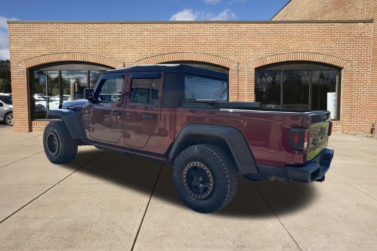 Used 2021 Jeep Gladiator Sport w/ Trailer Tow Package AWD/4WD image 10
