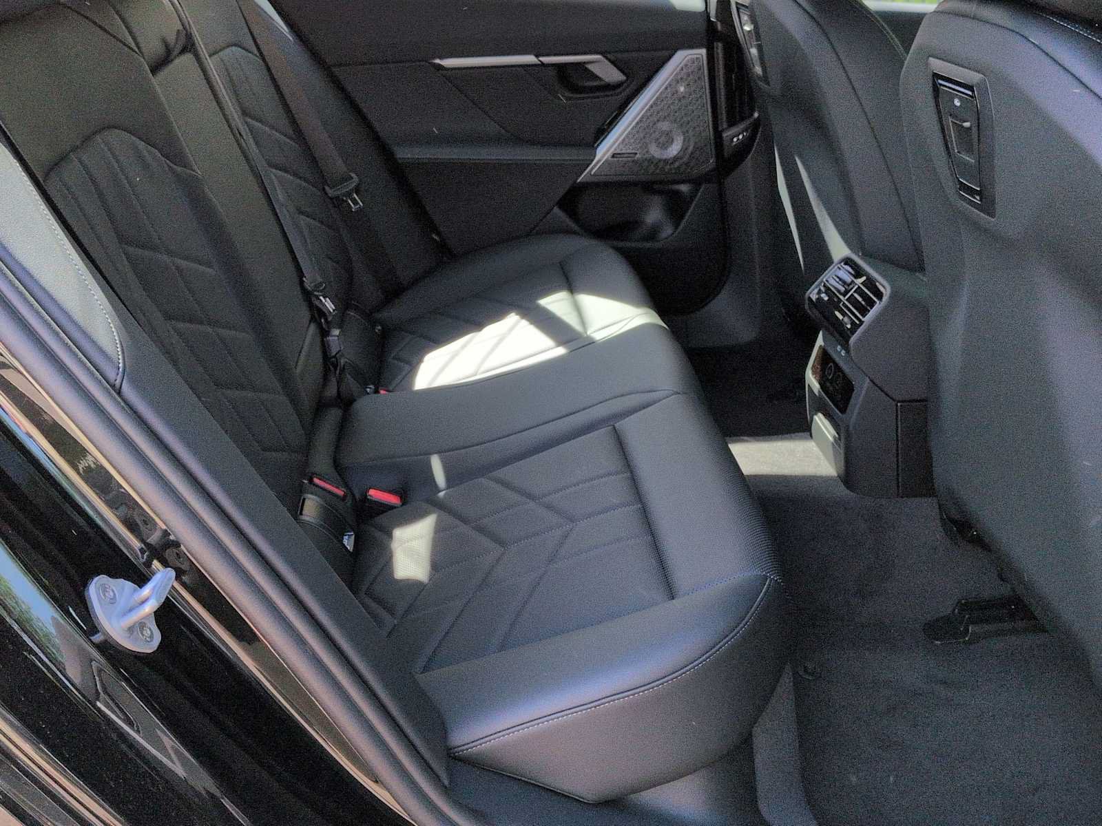 New 2026 BMW i5 AWD/4WD image 22