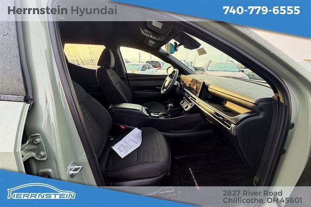 Certified 2025 Hyundai Santa Cruz SE image 24