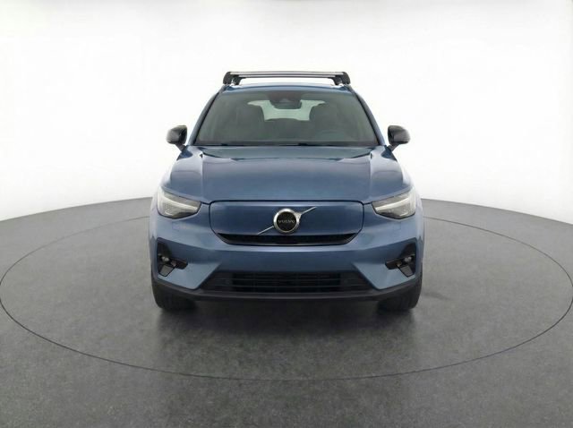 Used 2023 Volvo XC40 B5 Plus w/ Driver Assist Package image 35