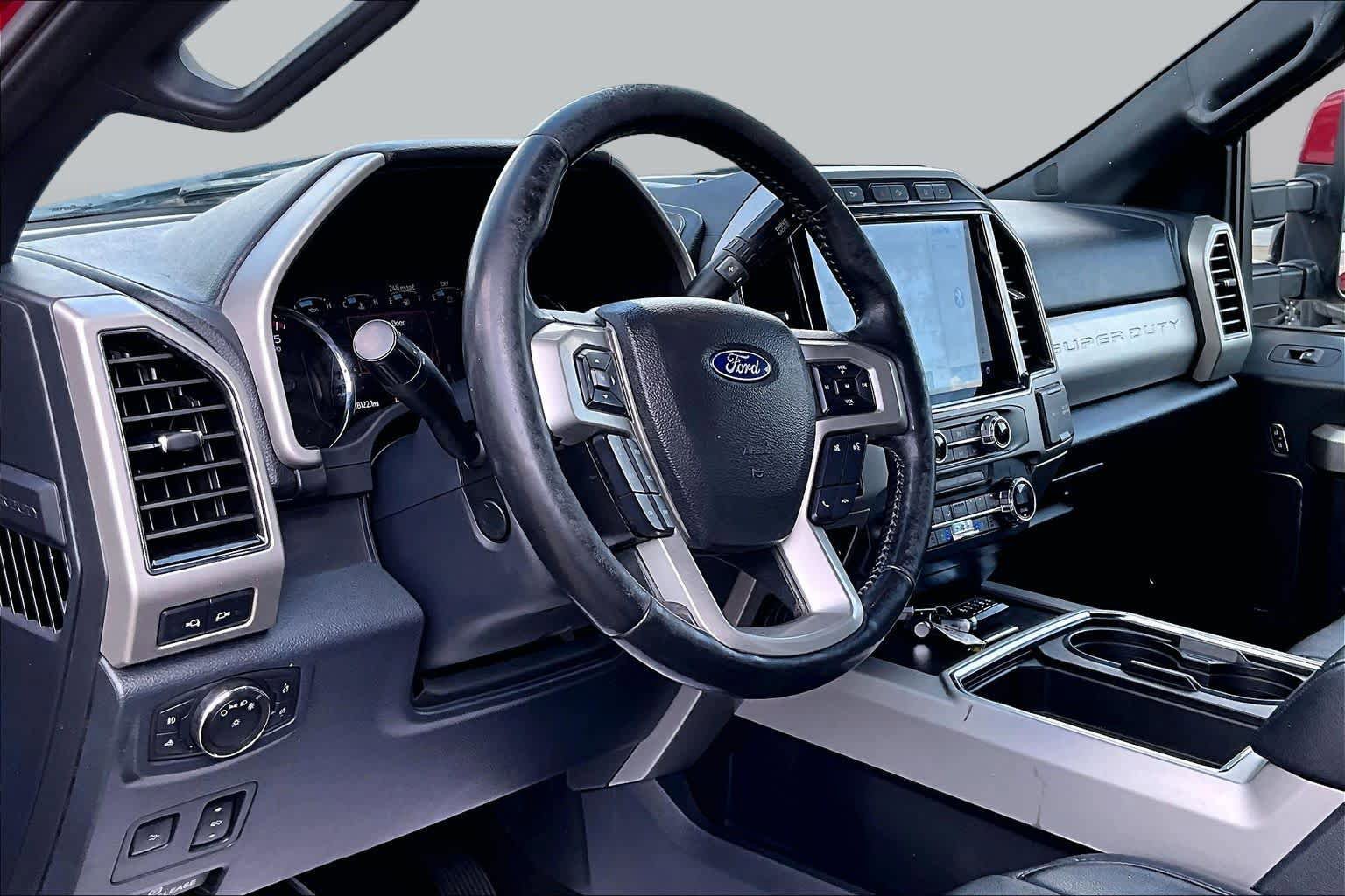 Used 2022 Ford F350 Lariat w/ Lariat Ultimate Package AWD/4WD image 19