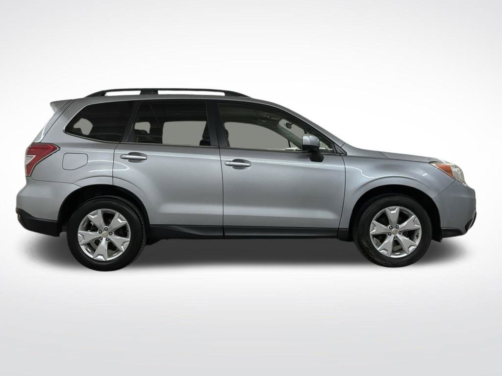 Used 2015 Subaru Forester 2.5i Limited AWD/4WD image 29