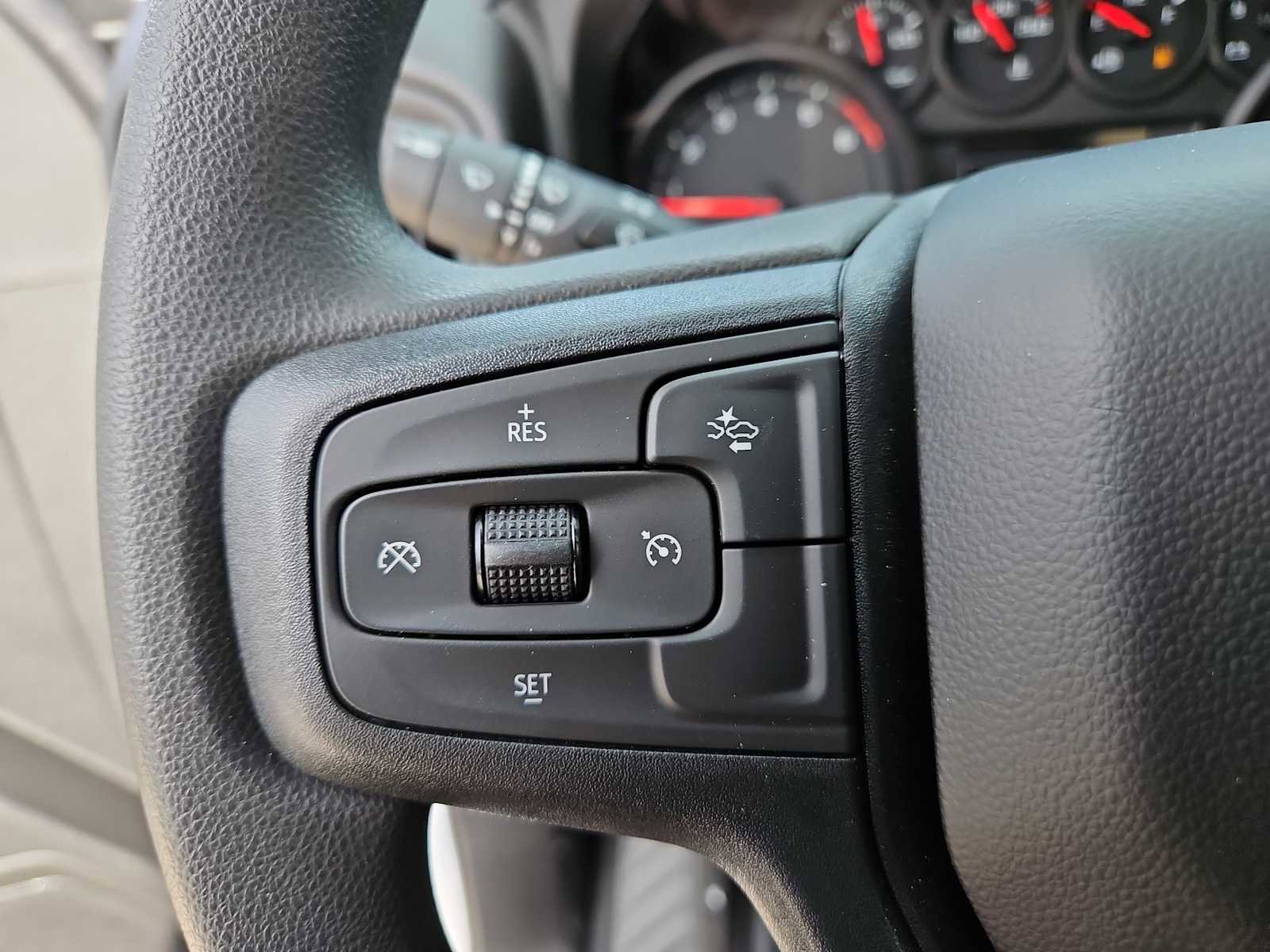 Used 2025 Chevrolet Silverado 2500 Custom w/ Custom Convenience Package image 20