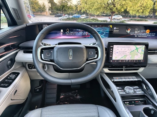 New 2026 Lincoln Nautilus Reserve AWD/4WD image 14