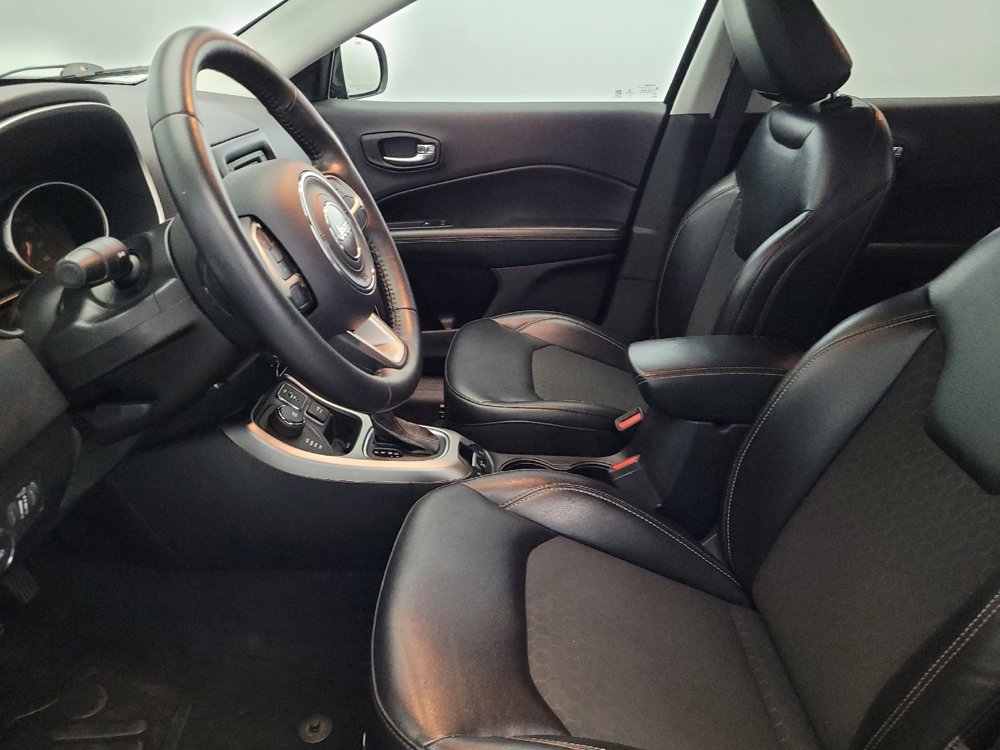 Used 2018 Jeep Compass Latitude image 17