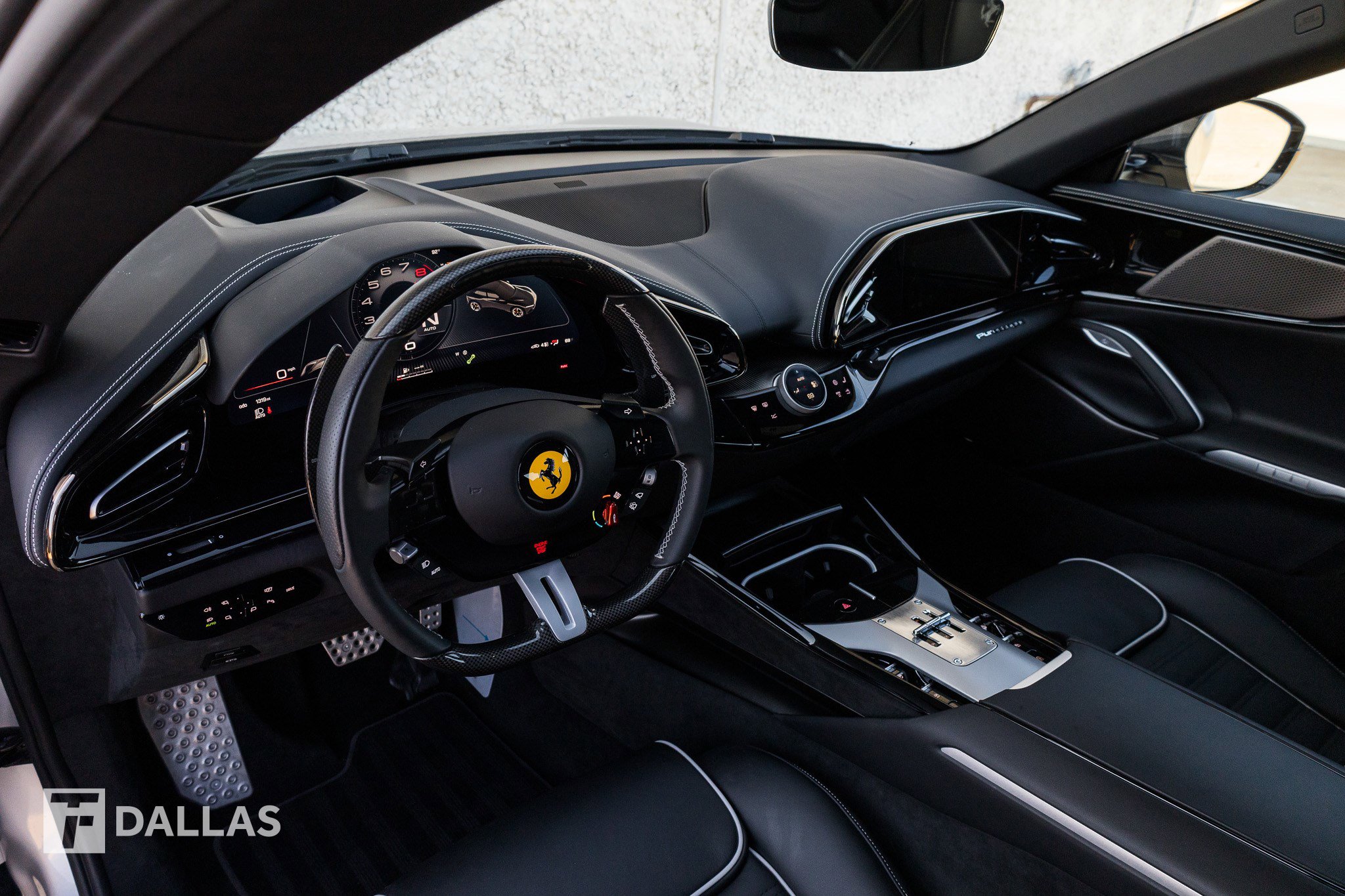 Used 2024 Ferrari Purosangue image 28