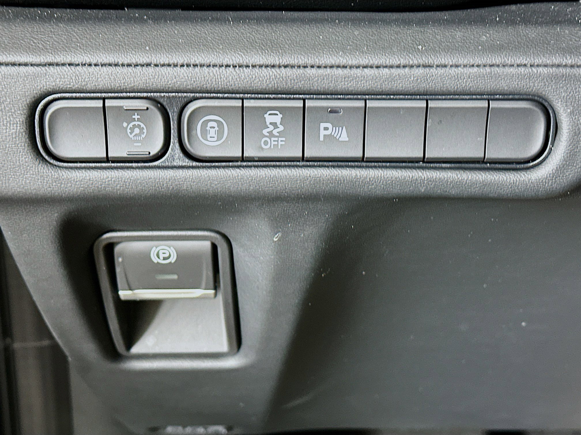 Used 2025 Acura MDX SH-AWD w/ Technology Package image 17