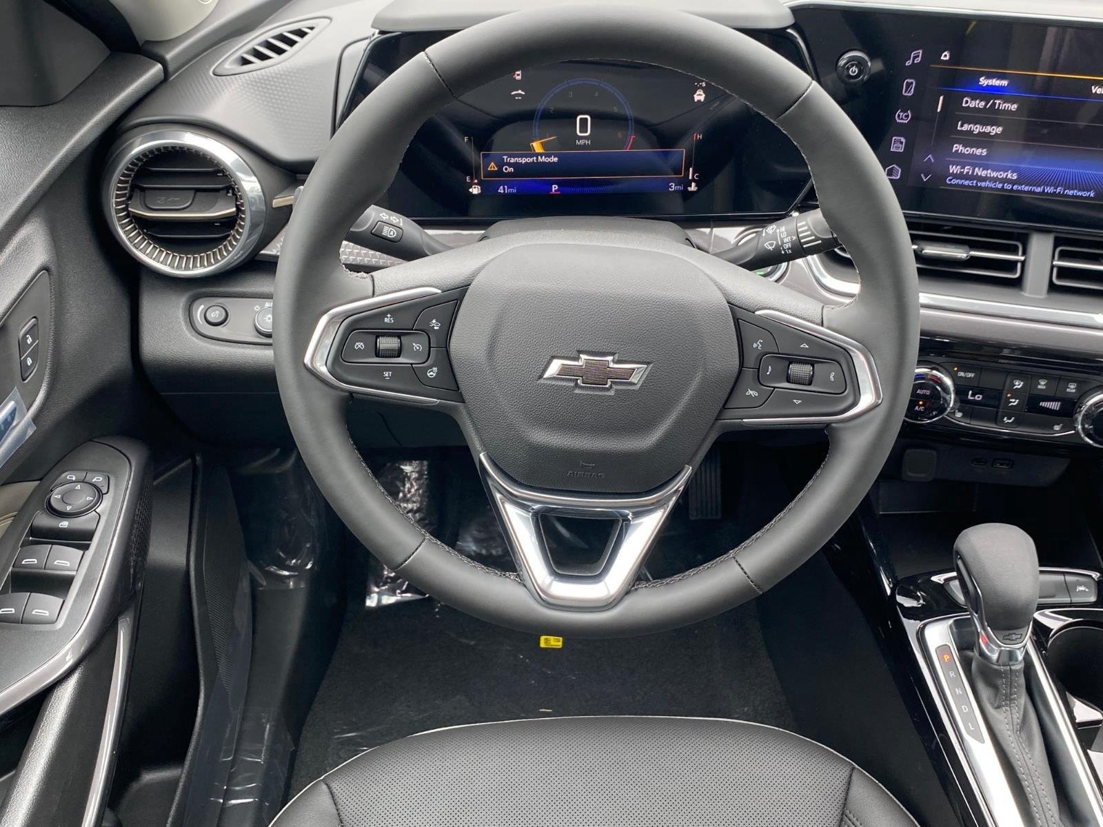 New 2026 Chevrolet Trax ACTIV w/ Driver Confidence Package FWD image 7