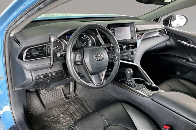 Used 2023 Toyota Camry SE w/ Convenience Package image 14
