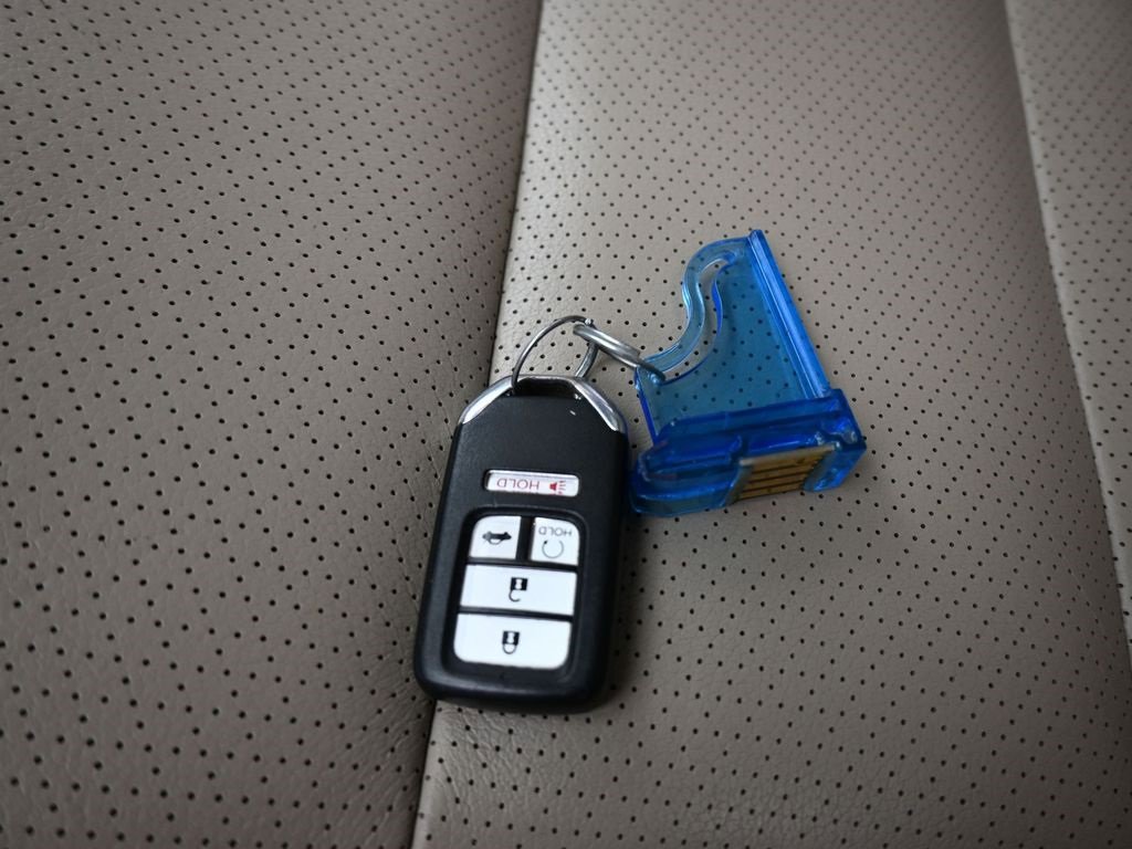 Used 2017 Honda Accord Touring image 56