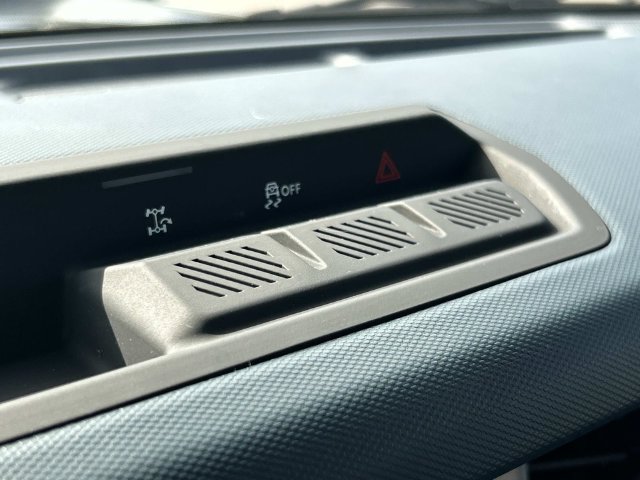 Certified 2024 Ford Bronco Outer Banks AWD/4WD image 37