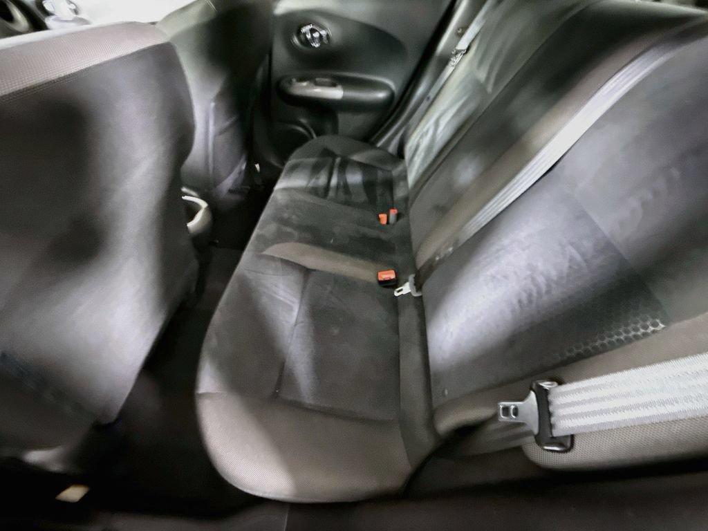 Used 2016 Nissan Juke SV AWD/4WD image 26
