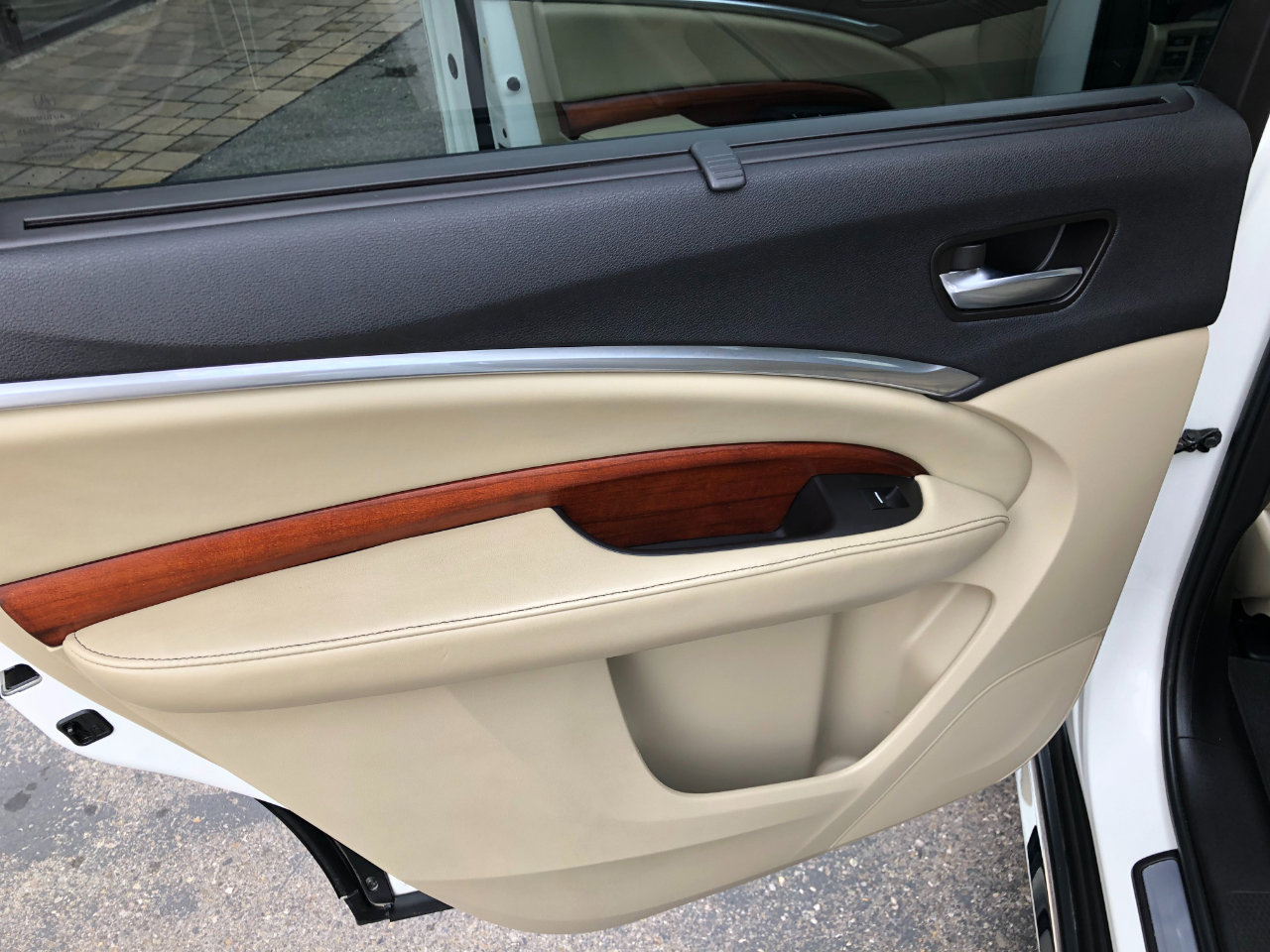 Used 2017 Acura MDX SH-AWD w/ Advance Package image 27