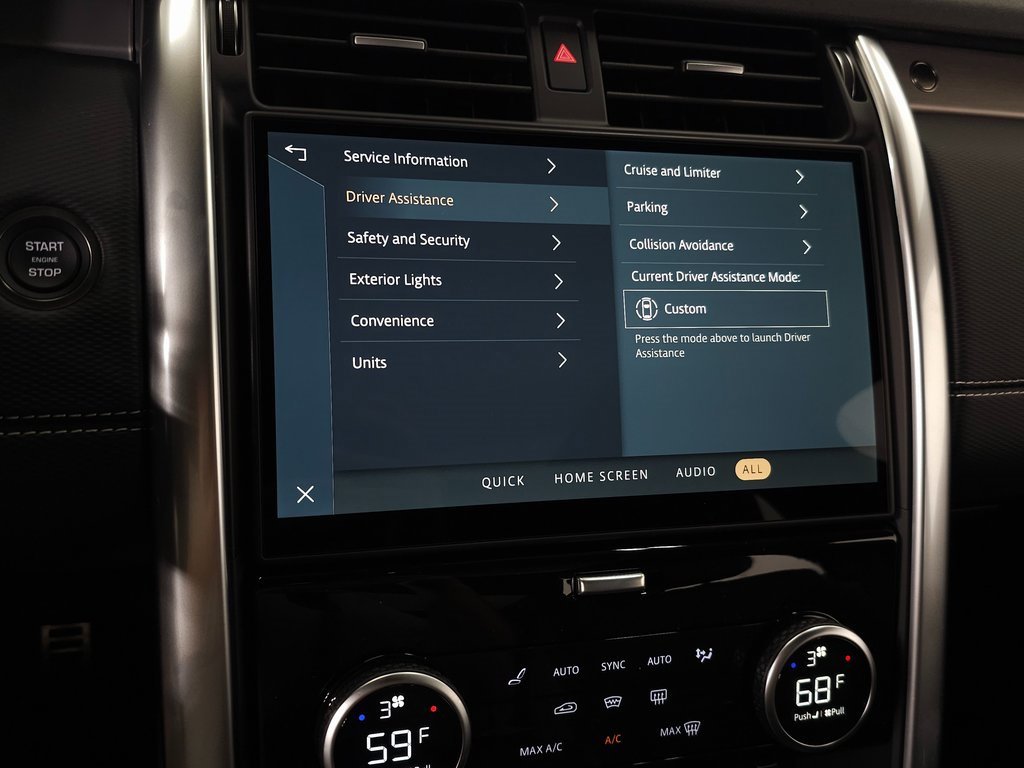 New 2025 Land Rover Discovery Dynamic SE image 22