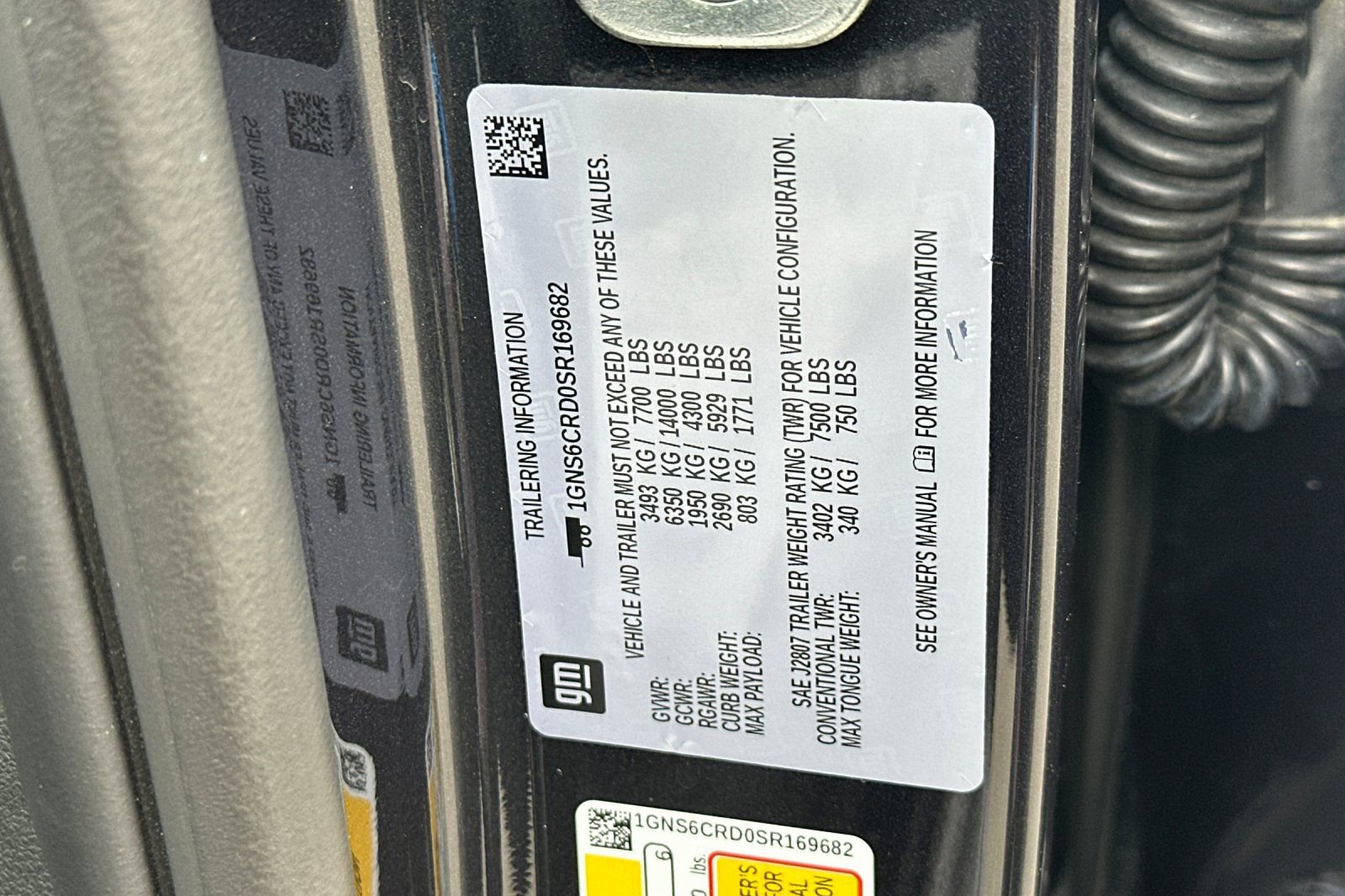 Used 2025 Chevrolet Suburban LT AWD/4WD image 31