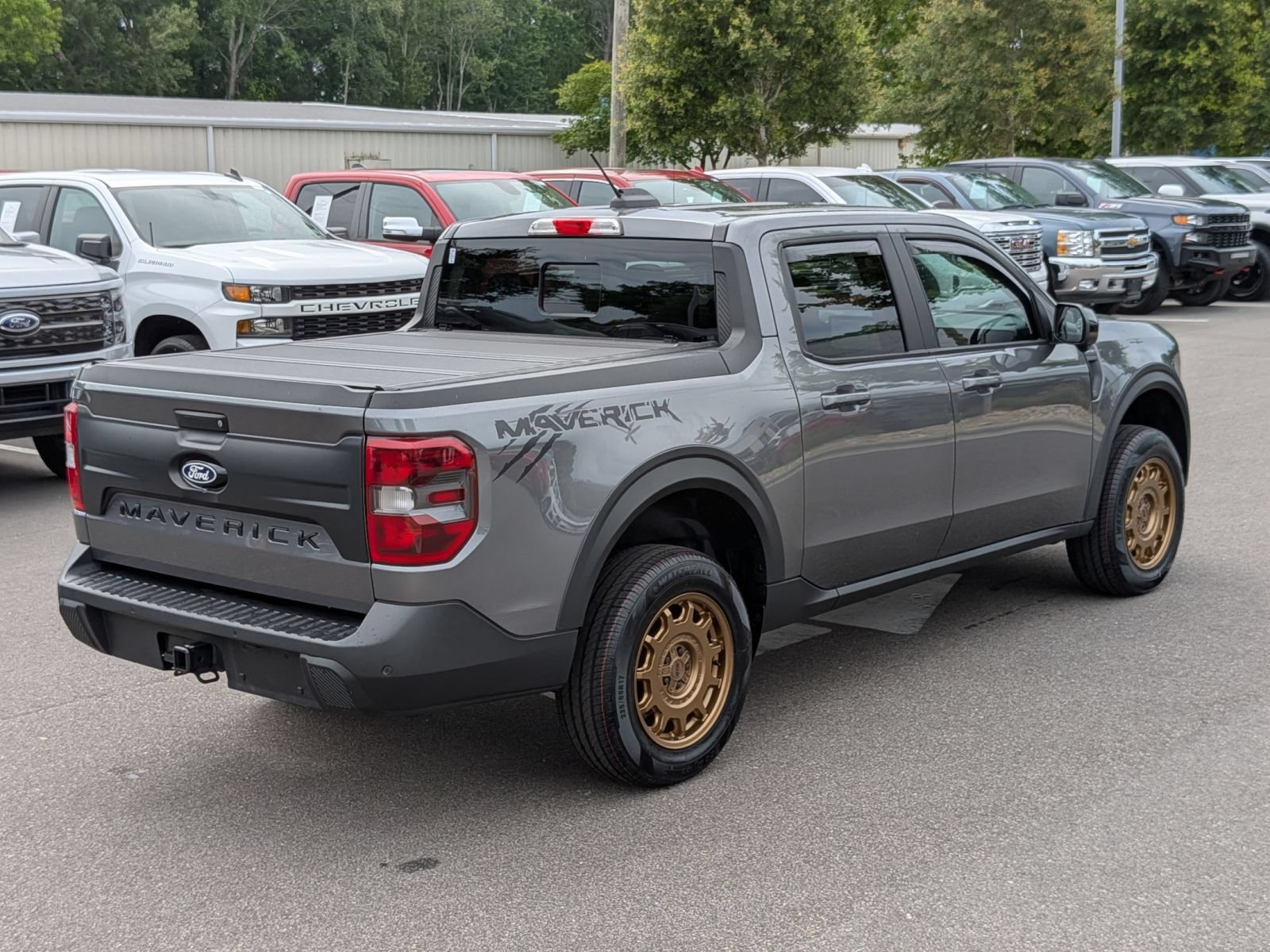 Used 2025 Ford Maverick Lariat AWD/4WD image 3