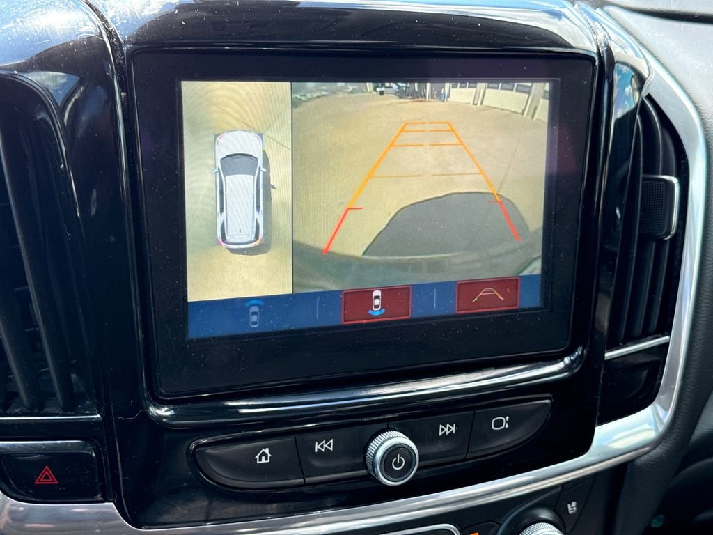 Used 2018 Chevrolet Traverse Premier w/ Driver Confidence II Package image 26