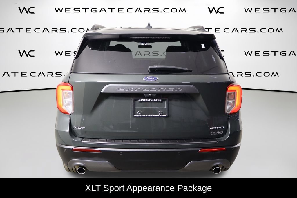 Used 2022 Ford Explorer XLT w/ Equipment Group 202A AWD/4WD image 4
