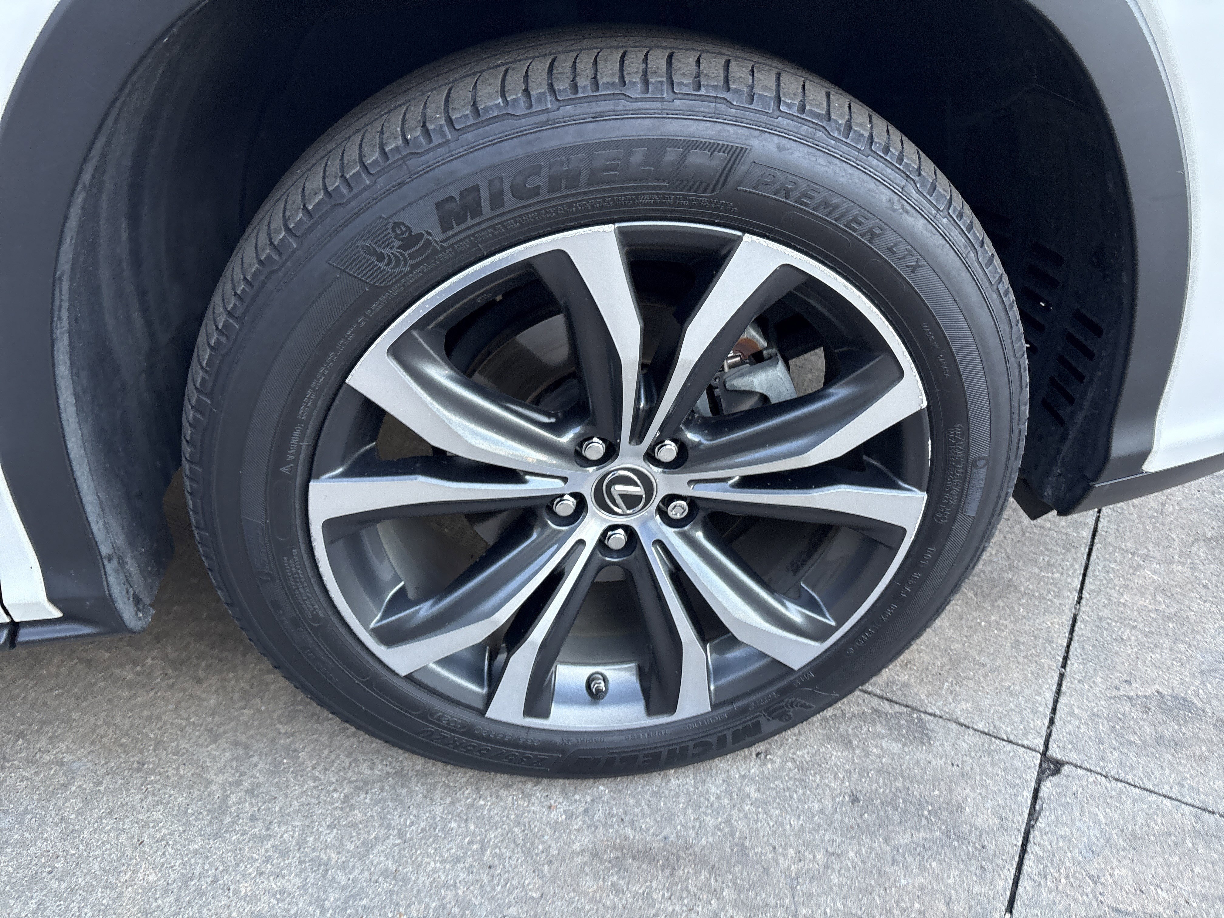 Used 2019 Lexus RX 350 AWD image 13