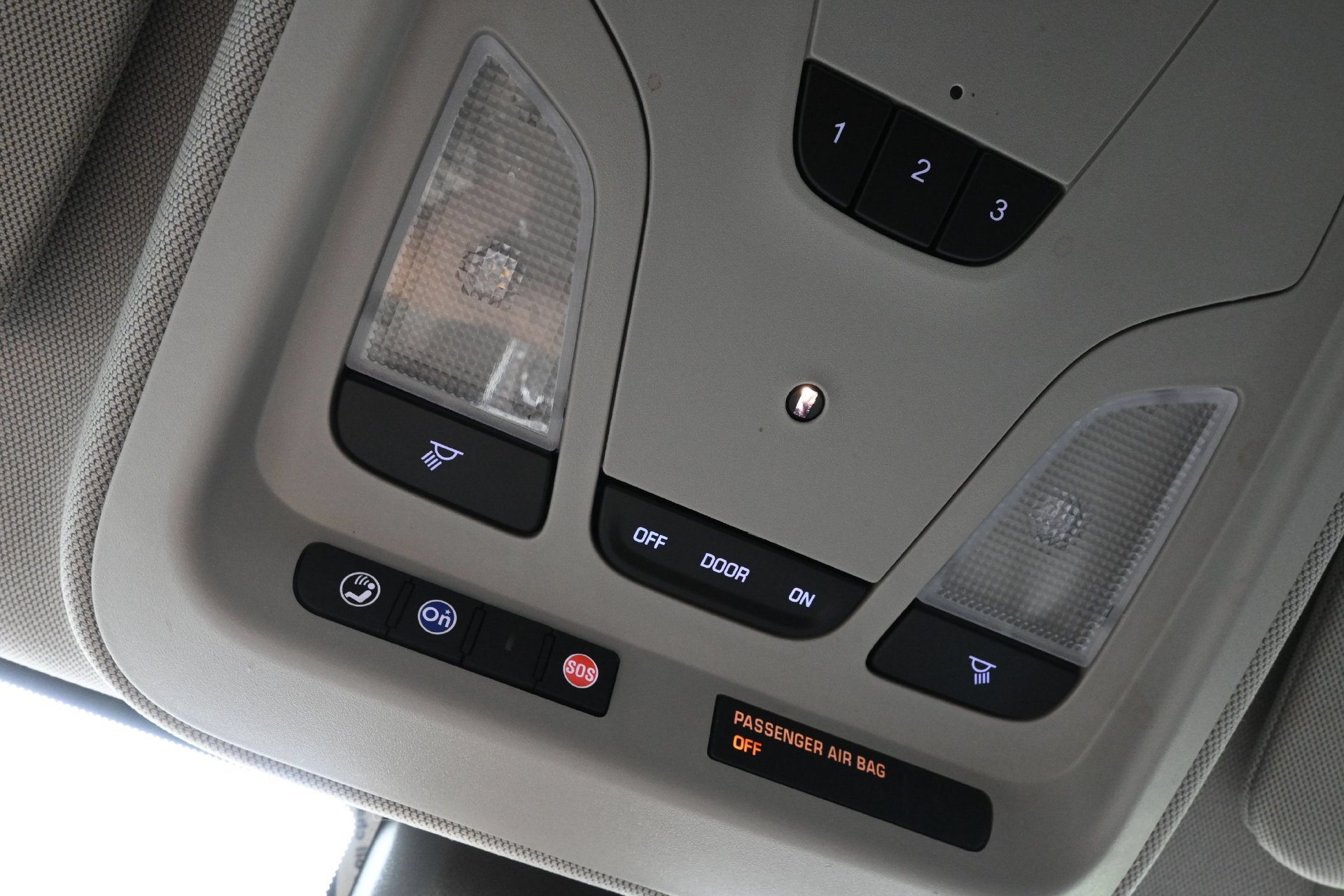 Used 2017 Chevrolet Impala LT FWD image 50