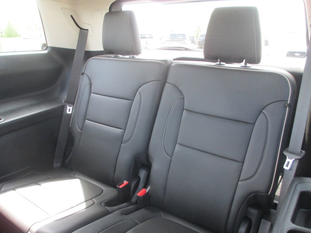 Used 2023 GMC Acadia Denali w/ Black Diamond Edition image 21