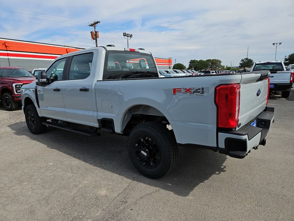 New 2026 Ford F350 XL w/ STX Appearance Package AWD/4WD image 8