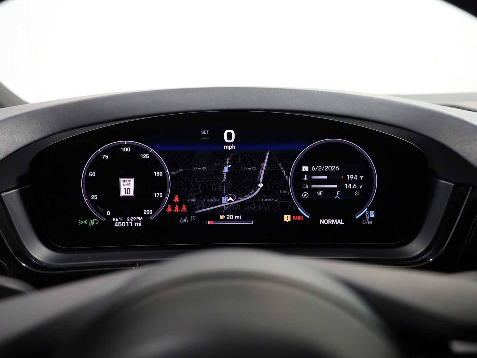 Used 2024 Porsche Cayenne S AWD/4WD image 24
