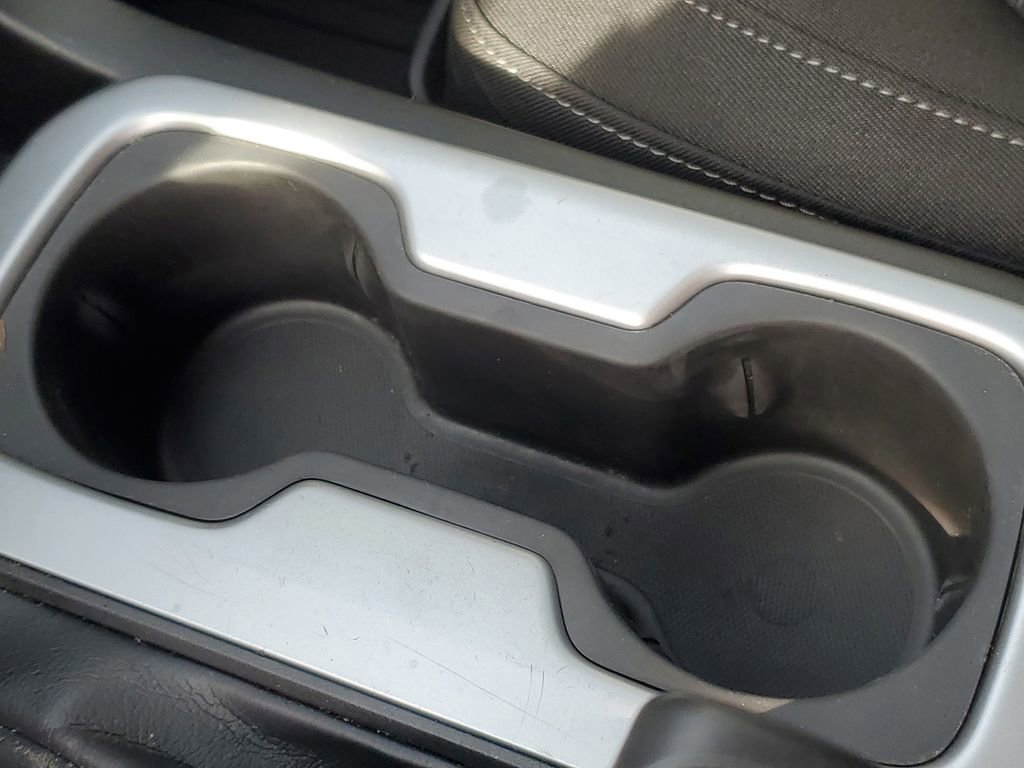 Used 2021 Chevrolet Colorado LT w/ LT Convenience Package image 17