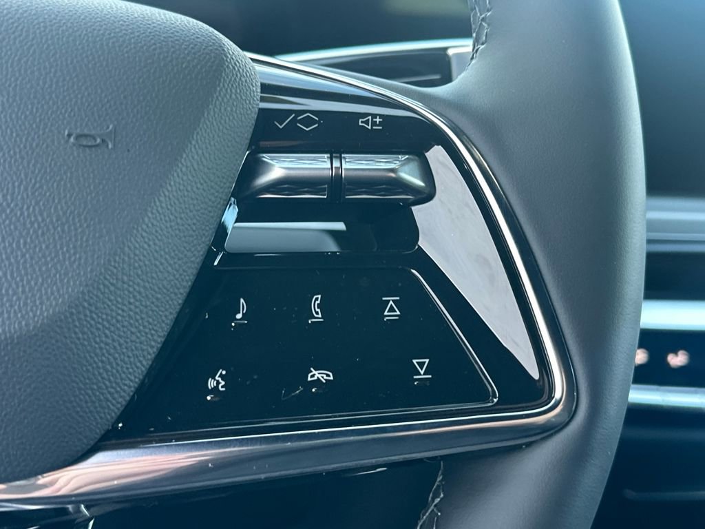 New 2026 Cadillac Lyriq Sport image 16