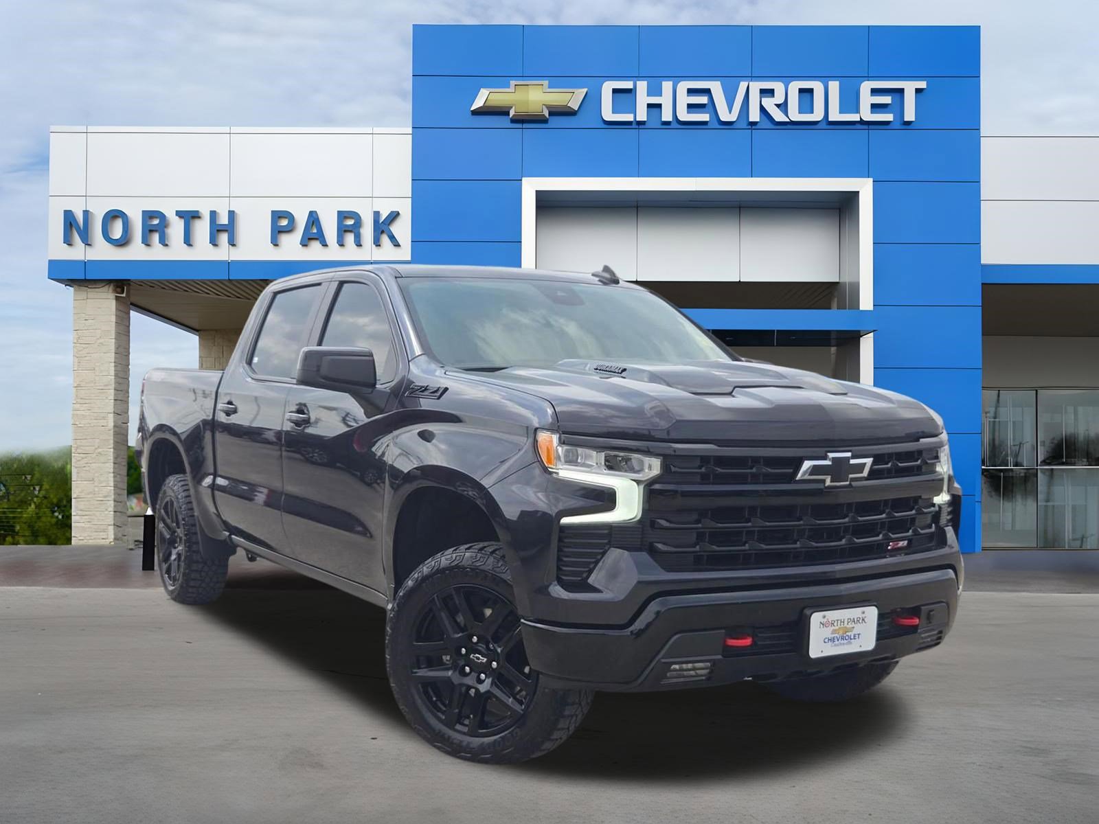 Certified 2024 Chevrolet Silverado 1500 LT Trail Boss w/ Convenience Package II AWD/4WD image 1