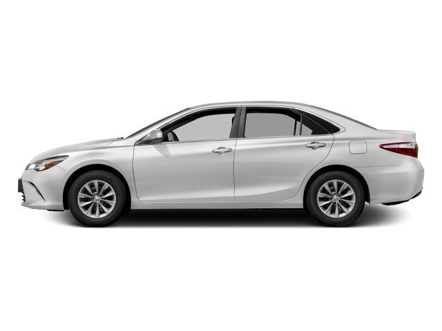 Used 2016 Toyota Camry LE FWD image 3