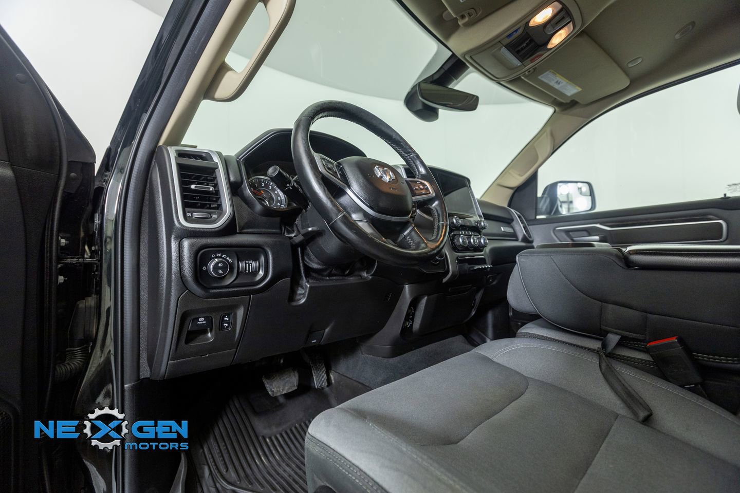 Used 2019 RAM 1500 Big Horn image 10