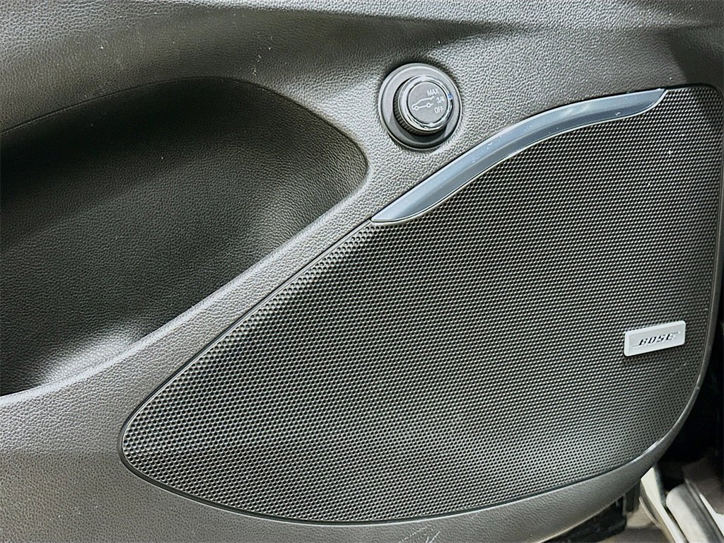 Used 2021 Buick Enclave Premium w/ Sun and Sites Package image 19