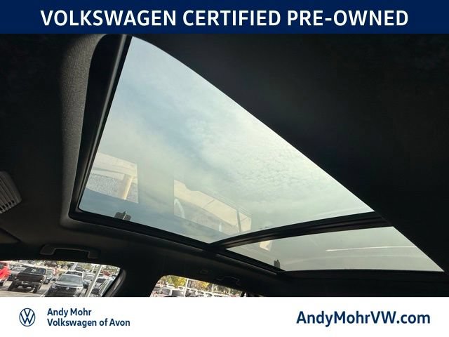 Used 2024 Volkswagen Atlas Cross Sport SEL R-Line AWD/4WD image 35