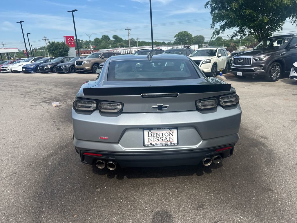 Used 2023 Chevrolet Camaro SS RWD image 6