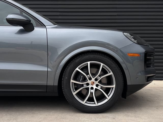 New 2026 Porsche Cayenne Coupe AWD/4WD image 11