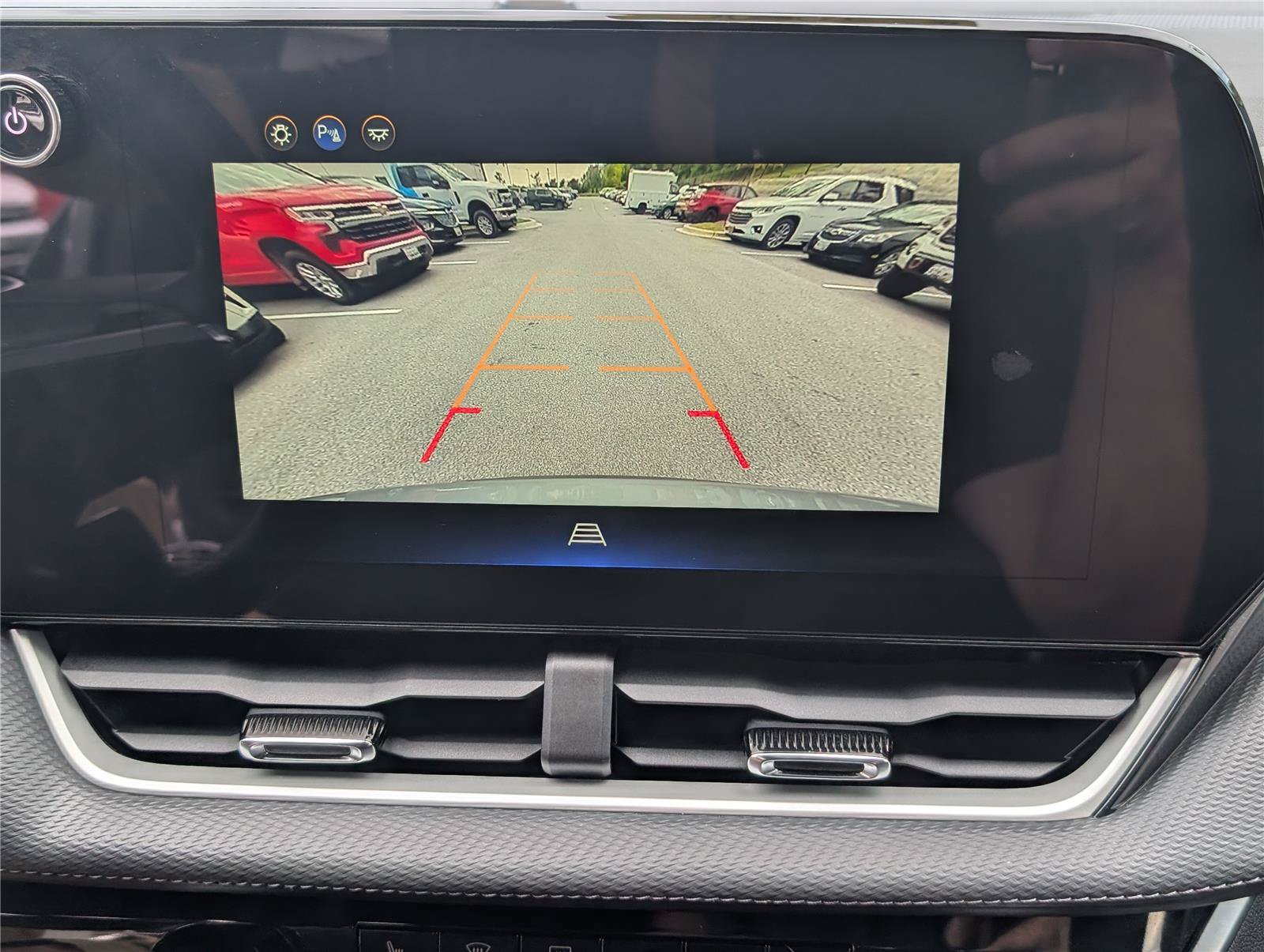 Used 2025 Chevrolet Equinox LT AWD/4WD image 29