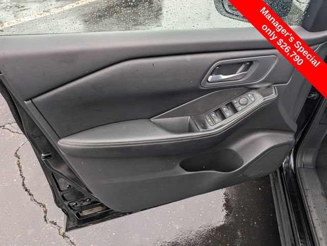 Certified 2026 Nissan Rogue SV AWD/4WD image 15