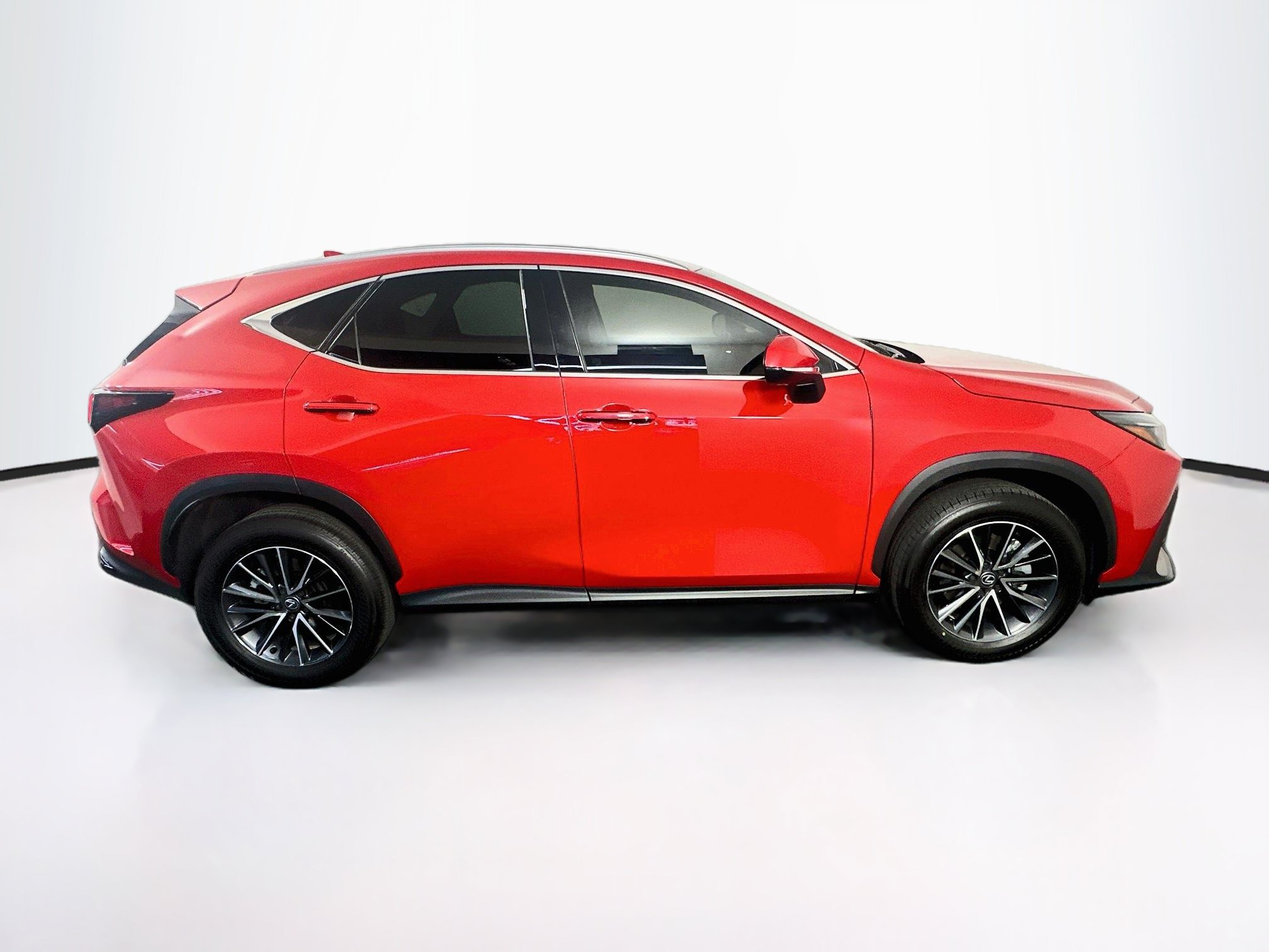 Used 2025 Lexus NX 250 FWD w/ Cold Area Package image 10