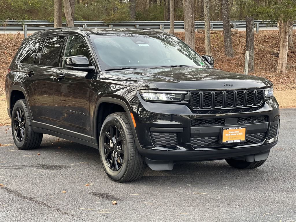 Certified 2024 Jeep Grand Cherokee L Laredo AWD/4WD image 1