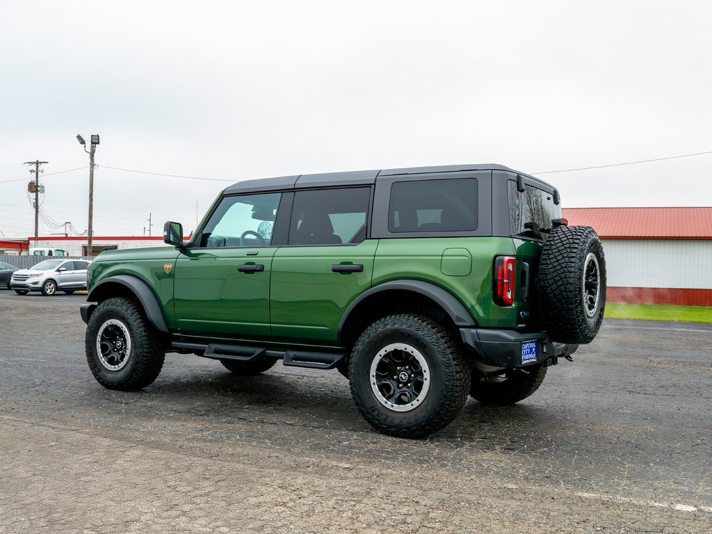 Used 2023 Ford Bronco Badlands image 7