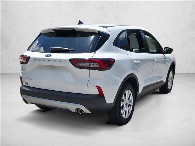 New 2025 Ford Escape Active w/ Tech Pack #1 FWD image 2