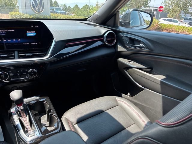 Used 2024 Chevrolet Trax RS w/ Driver Confidence Package FWD image 19